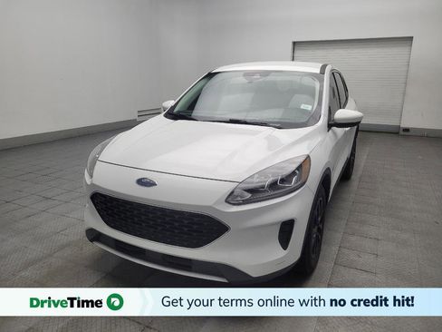 Used 2021 Ford Escape SE w/ Cold Weather Package FWD image 1
