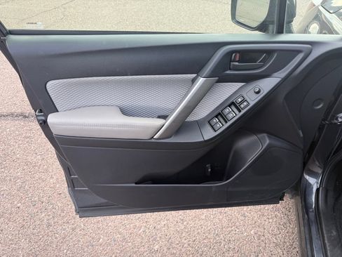 Used 2018 Subaru Forester 2.5i Premium AWD/4WD image 15