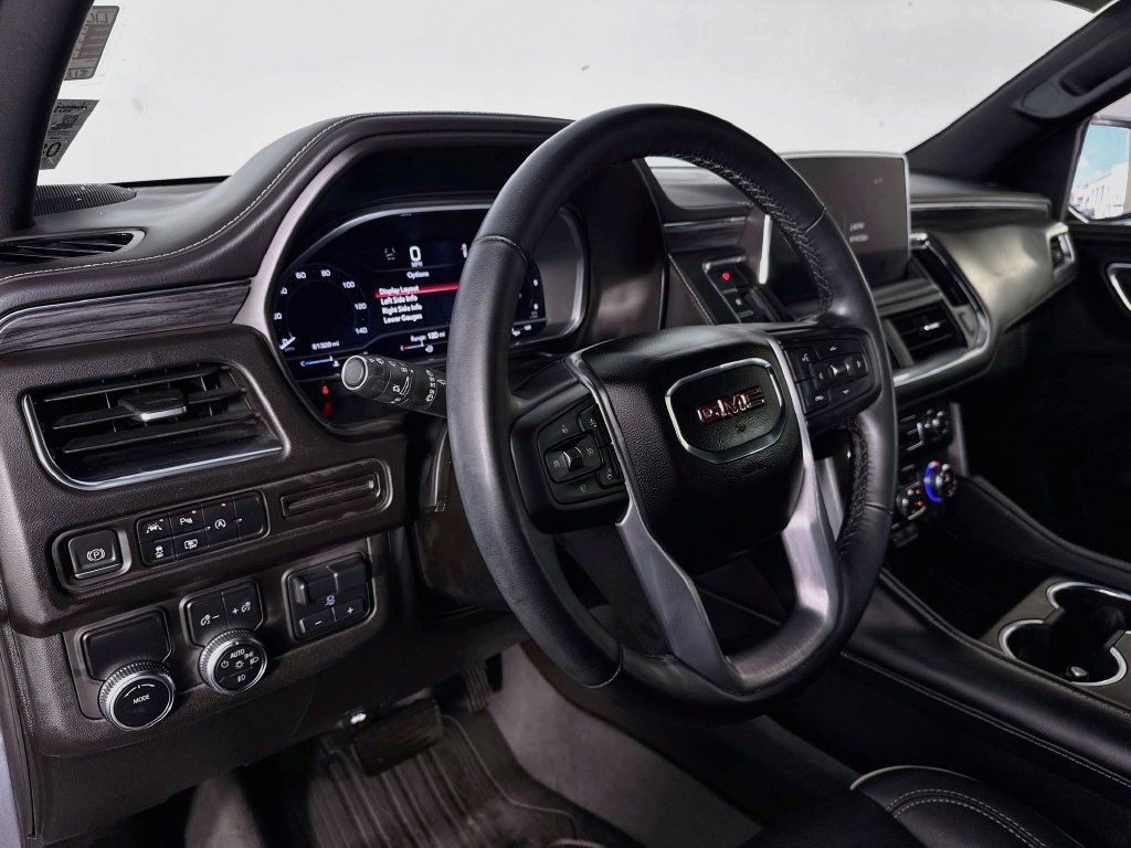 Used 2023 GMC Yukon SLT w/ SLT Premium Package RWD image 9