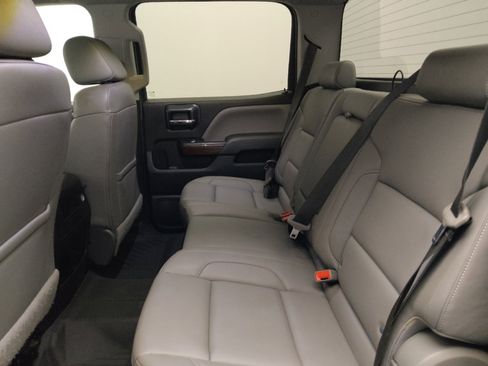 Used 2018 GMC Sierra 1500 SLT AWD/4WD image 18