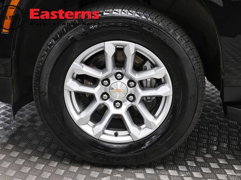 Used 2025 Chevrolet Tahoe LT AWD/4WD image 34