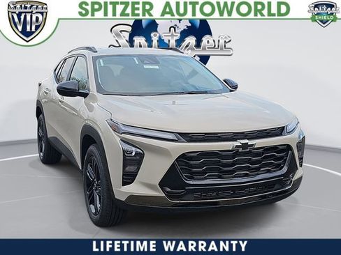 New 2026 Chevrolet Trax ACTIV w/ Sunroof Package FWD image 1