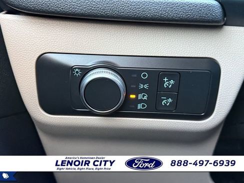 Certified 2020 Ford Escape SE image 19