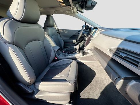 Certified 2025 Subaru Crosstrek 2.5i Limited w/ Crosstrek Mirror Package image 38