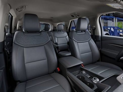 New 2027 Ford Explorer Active w/ Active Comfort Package AWD/4WD image 10
