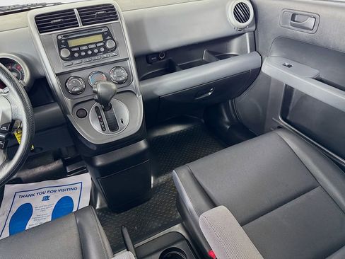 Used 2004 Honda Element EX image 25