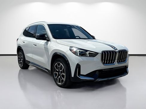 Used 2024 BMW X1 xDrive28i w/ Convenience Package AWD/4WD image 1