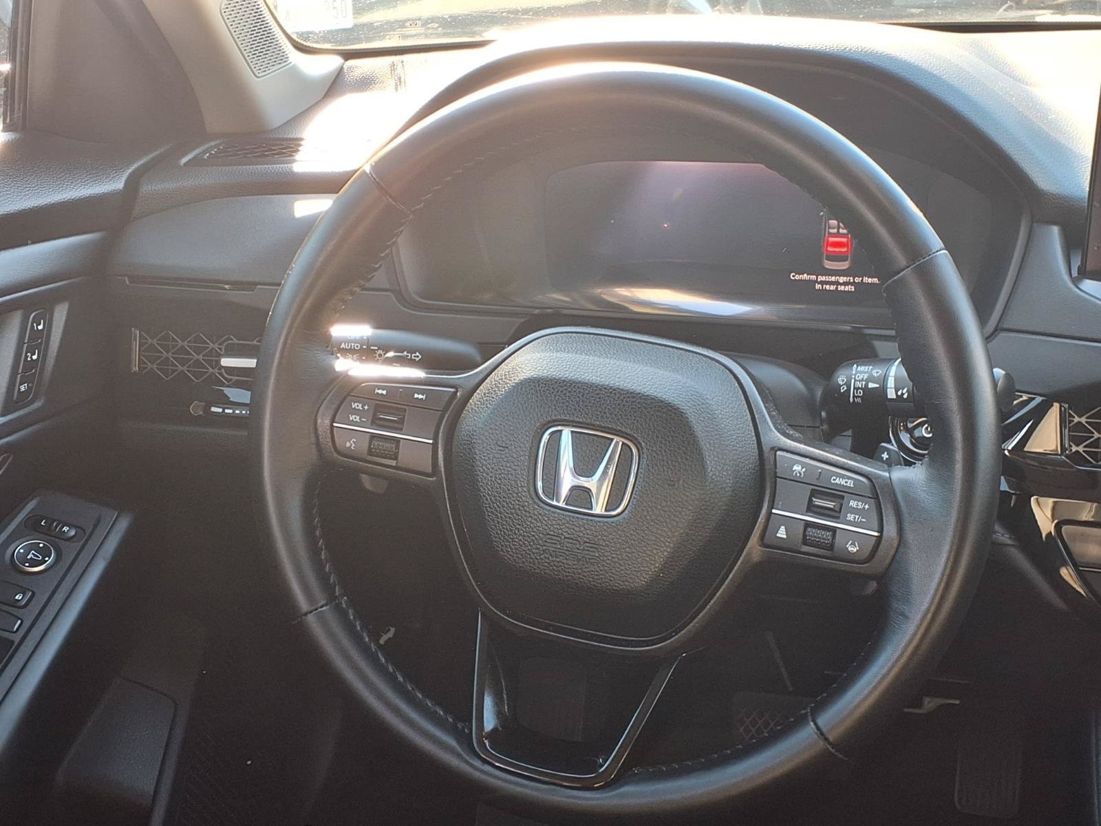 Used 2016 Honda Pilot Touring image 5