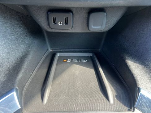 Used 2023 Chevrolet Traverse LT w/ LPO, Floor Liner Package AWD/4WD image 36
