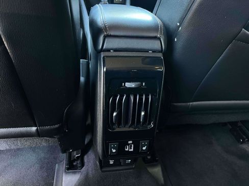 Used 2022 Jeep Compass Limited w/ Elite Group AWD/4WD image 25