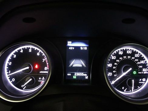 Used 2023 Toyota Camry LE image 9