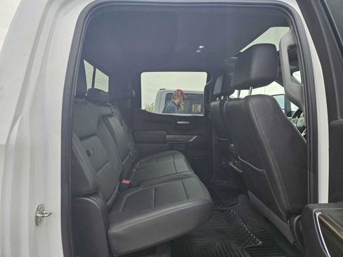 Used 2021 Chevrolet Silverado 1500 RST w/ Convenience Package II AWD/4WD image 9