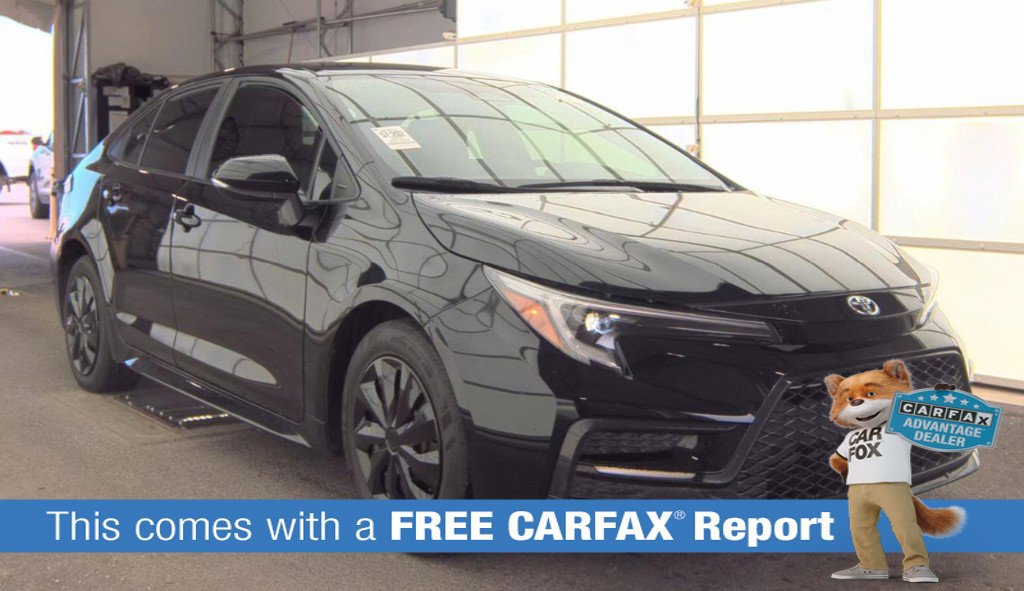 Used 2025 Toyota Corolla SE FWD image 2