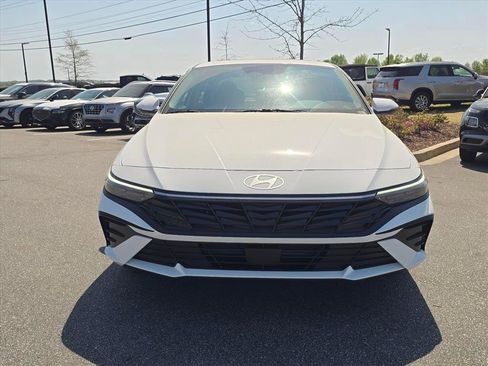 New 2026 Hyundai Elantra Limited w/ Cargo Package FWD image 8