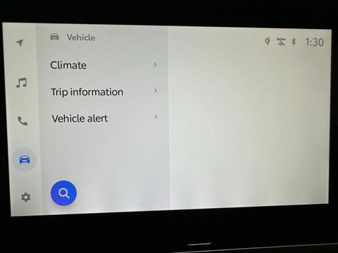 Used 2025 Toyota Camry LE image 31