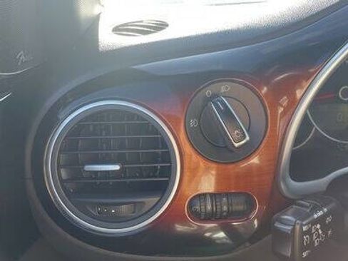 Used 2013 Volkswagen Beetle Turbo image 17