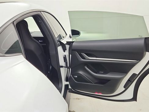 Certified 2024 Porsche Taycan 4S image 44