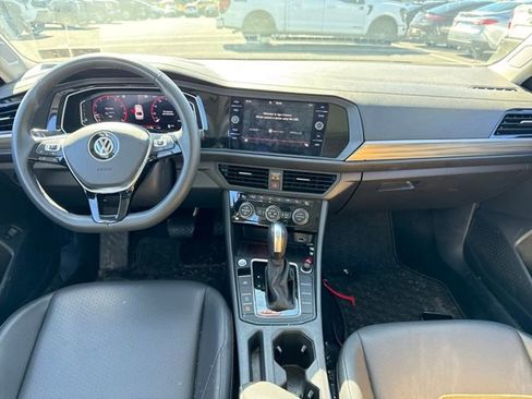 Used 2020 Volkswagen Jetta SEL image 18
