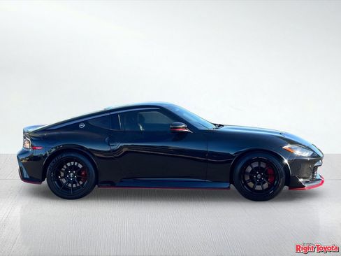 Used 2024 Nissan Z NISMO w/ Floor Mat Package RWD image 7