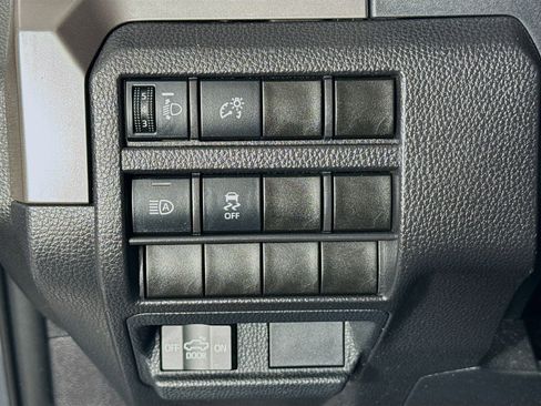 Certified 2024 Toyota Tacoma SR5 image 11