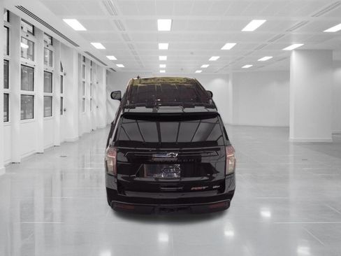 Used 2024 Chevrolet Suburban RST w/ Luxury Package AWD/4WD image 5