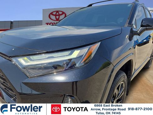 Used 2024 Toyota RAV4 SE AWD/4WD image 29