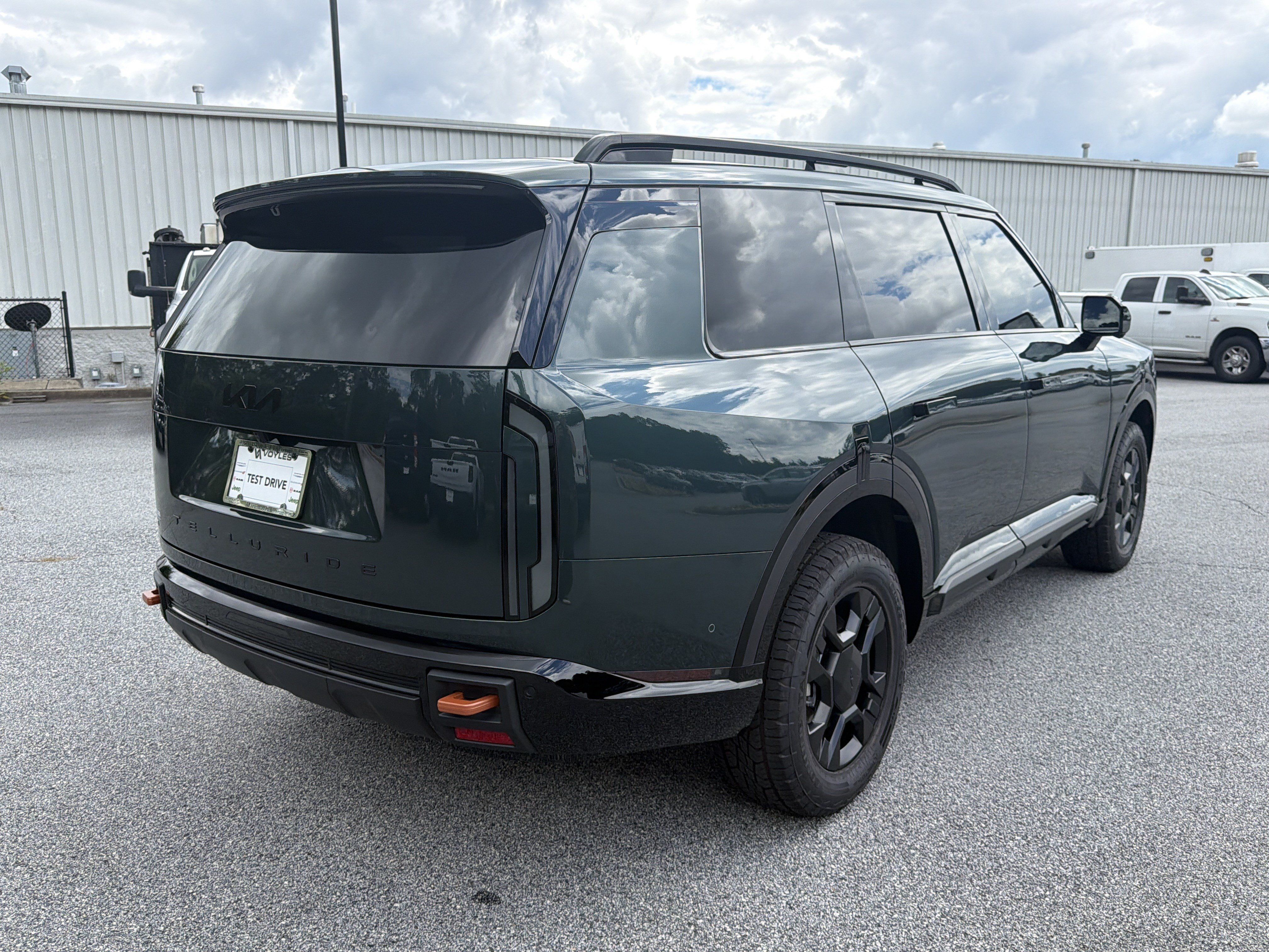 Used 2027 Kia Telluride SX Prestige X-Pro AWD/4WD image 8