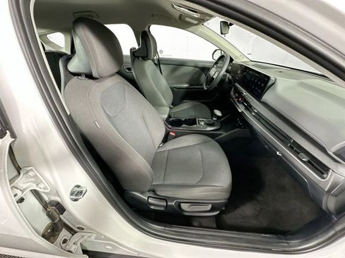 Used 2025 Kia K4 FWD image 27