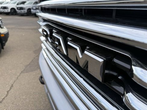 Used 2024 RAM 3500 Limited w/ Safety Group image 19