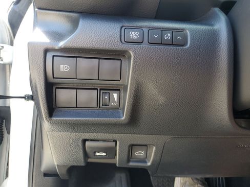 Used 2024 Lexus IS 350 F Sport RWD image 25