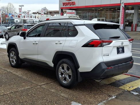 Certified 2025 Toyota RAV4 XLE w/ Convenience Package image 4