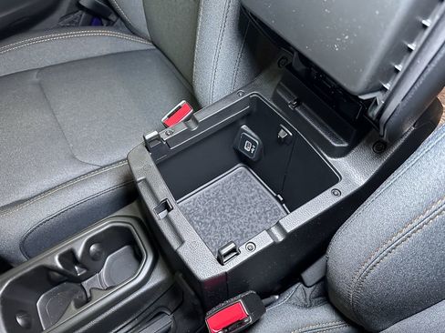 New 2026 Jeep Gladiator Sport image 29