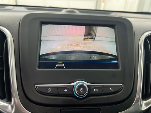 Used 2021 Chevrolet Equinox LT image 15