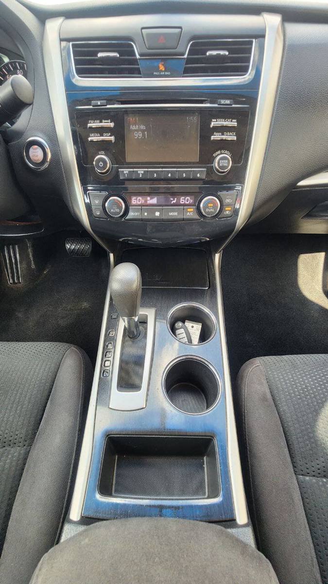 Used 2014 Nissan Altima 2.5 SV w/ Convenience Package FWD image 13