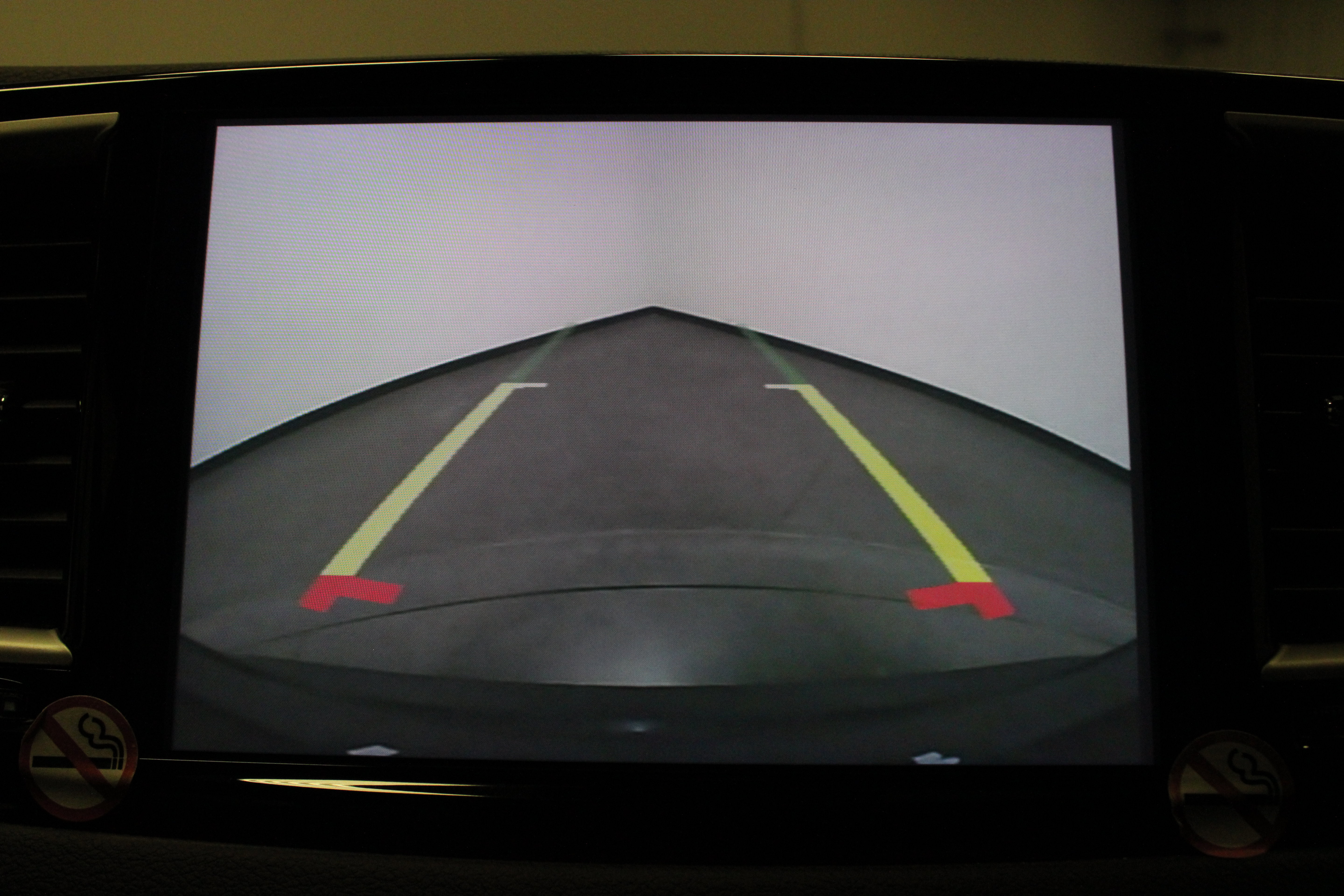 Used 2025 Chrysler Pacifica Select FWD image 33
