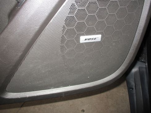 Used 2019 Chevrolet Traverse RS image 26