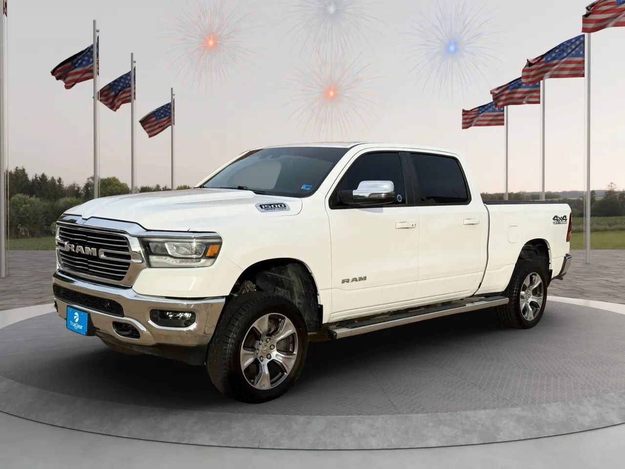 Used 2023 RAM 1500 Laramie AWD/4WD image 1