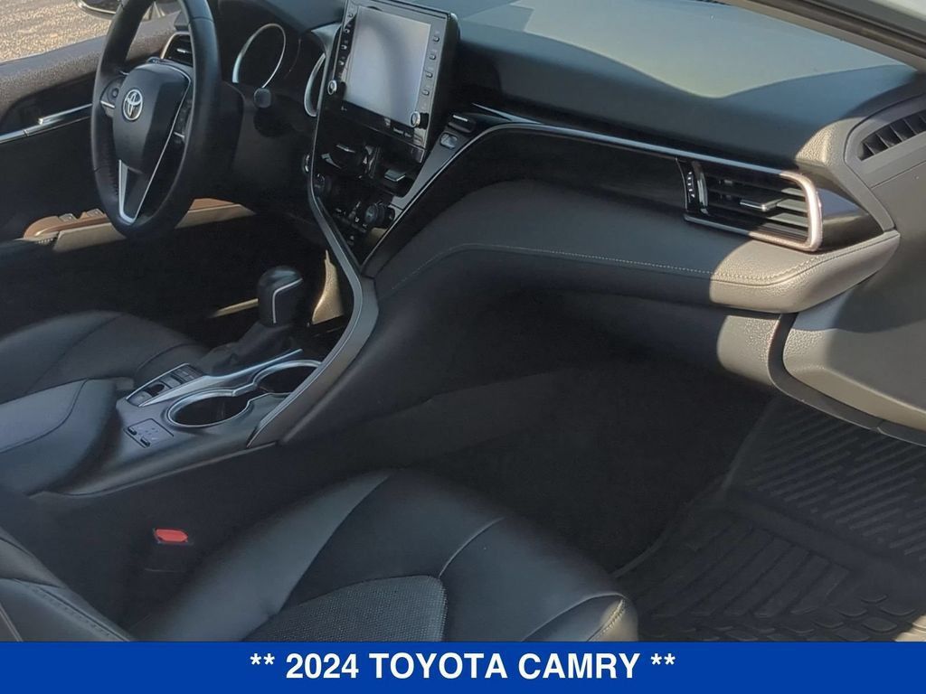 Used 2024 Toyota Camry XLE w/ Cold Weather Package AWD/4WD image 21
