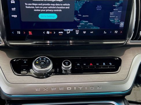 New 2026 Ford Expedition Max Platinum w/ Driver's Package AWD/4WD image 9