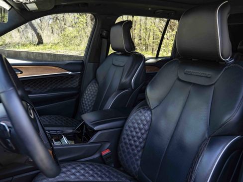 Used 2023 Jeep Grand Cherokee Summit image 19