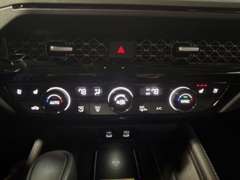 Used 2024 Honda Accord Touring image 14