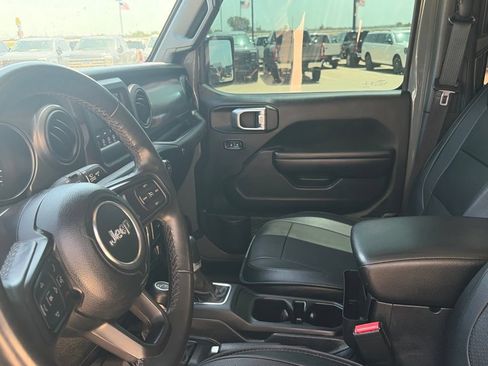 Used 2021 Jeep Wrangler Unlimited Sport AWD/4WD image 20
