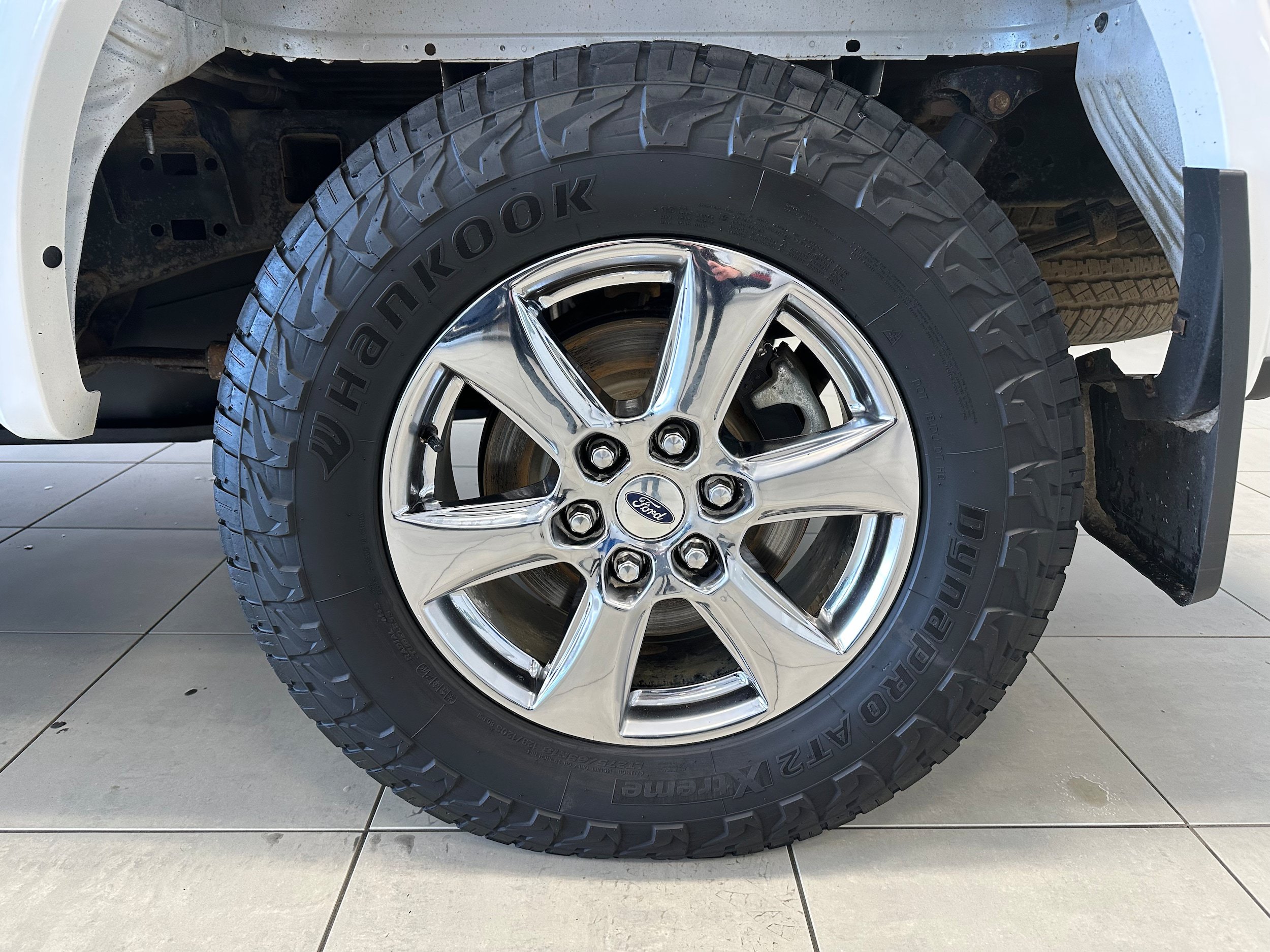 Used 2019 Ford F150 Lariat AWD/4WD image 8