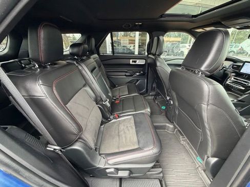 Used 2022 Ford Explorer ST-Line AWD/4WD image 16
