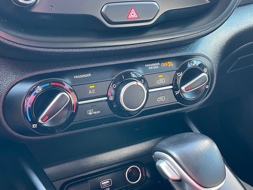 Used 2020 Kia Soul GT-Line FWD image 17