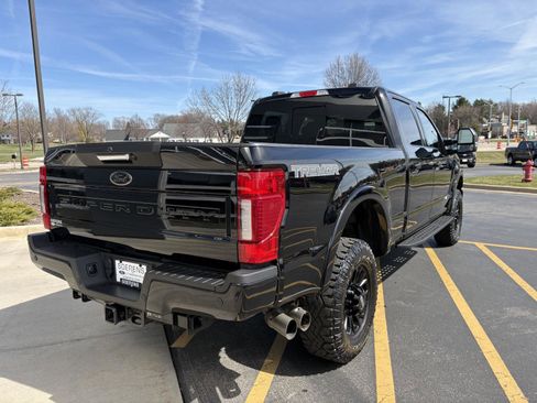 Used 2022 Ford F250 Lariat w/ Tremor Off-Road Package image 6