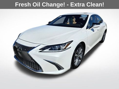 Used 2019 Lexus ES 350 350 w/ Premium Package image 3