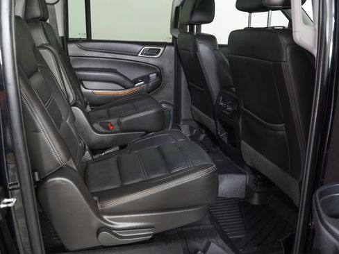 Used 2019 GMC Yukon XL Denali w/ Denali Ultimate Package RWD image 9