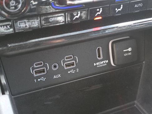 Used 2023 Jeep Grand Cherokee 4WD 4xe image 36