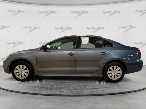 Used 2012 Volkswagen Jetta S FWD image 6